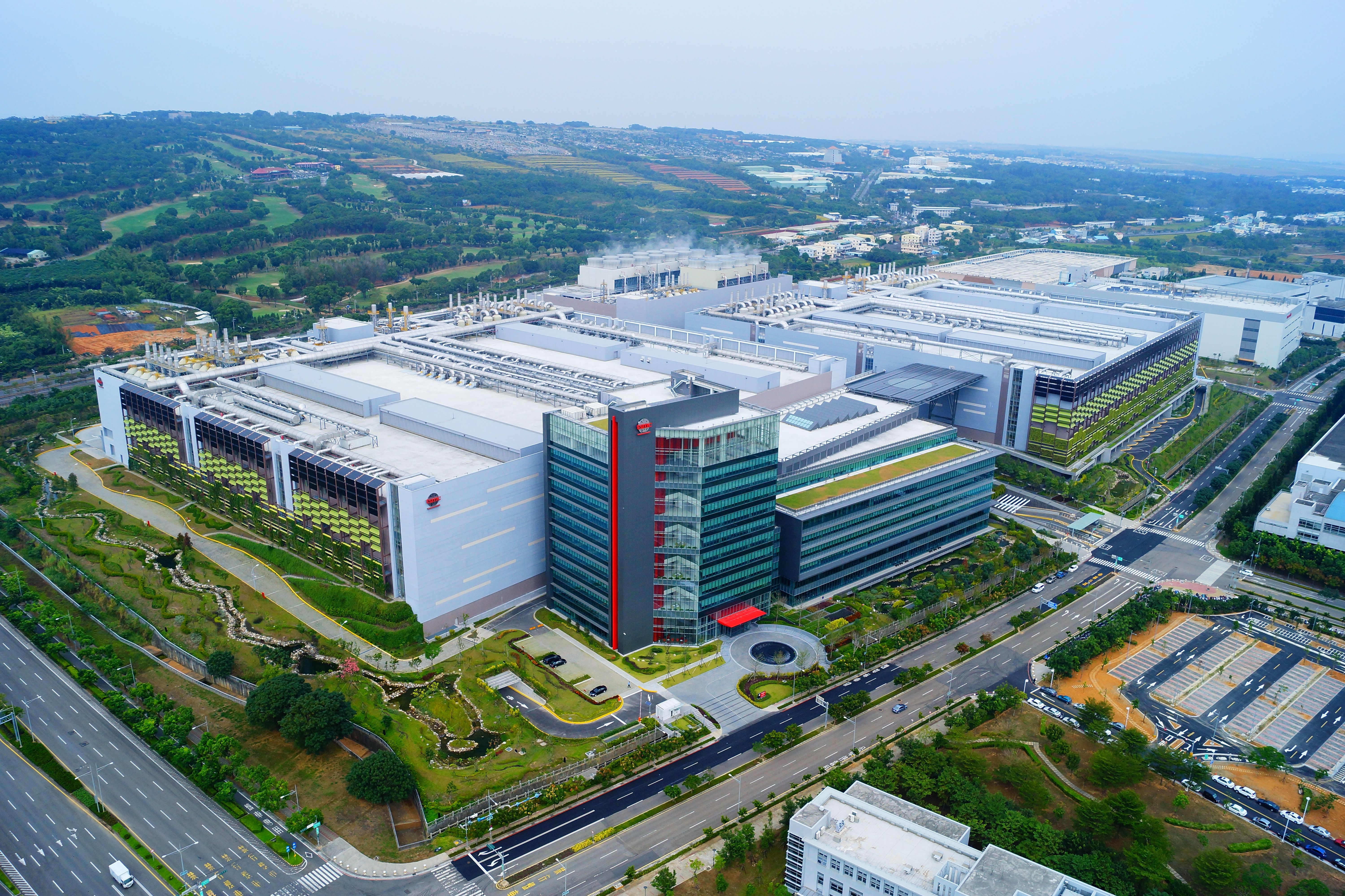 TSMC начнёт массовое производство продукции по техпроцессу 5-нм+ в четвертом квартале этого года — i2HARD